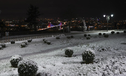 İstanbul'un yüksek kesimlerine kar yağdı