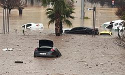 Şanlıurfa ve Adıyaman'da sel: 5 kişi öldü, Balıklıgöl taştı