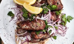 Kıbrıs'ın sevilen lezzeti: Şeftali kebabı