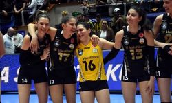 VakıfBank üst üste 3'üncü kez şampiyon