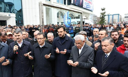 Bağcılar Belediyesi'nin çalışanları son yolculuğuna uğurlandı 