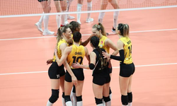 VakıfBank, Sultanlar Ligi'nde sezonu 3'üncü tamamladı