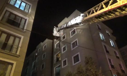 Silivri'de 6 katlı binada yangın çıktı