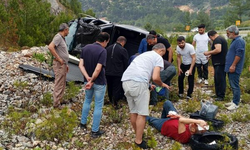 Eski Ekonomi Bakanı Nihat Zeybekci trafik kazası geçirdi