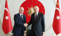 Erdoğan FIFA Başkanı Infantino ile görüştü