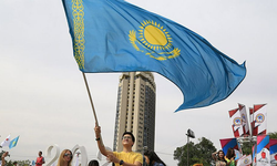 Etnik Kazaklar  Kazakistan’a geri dönüyor