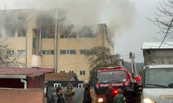 Beykoz'da bir fabrika alev alev yandı
