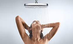 Uzmanlar Uyardı: Duşta Neden Çiş Yapılmamalı?
