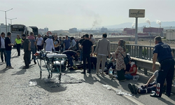Fabrika İşçilerini Taşıyan Araçların Karıştığı Kazada  35 Kişi Yaralandı