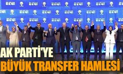 2 Milletvekili ve 13 Belediye Başkanı AK Parti'ye Geçti