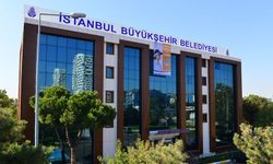 Cem Küçük'ten İstanbul Büyükşehir Belediyesine "kayyum iddiası"