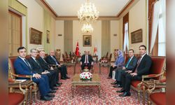 Kurtulmuş'tan Akarca'ya Resmi Kabul