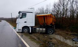 Silivri'de İki Kamyon Çarpıştı: İki Kişi Yaralandı