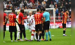 Galatasaray, Kayserispor'u İlk Yarıda Geçti