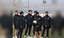 Elazığspor, Mersin'e 19 Oyuncu ile Yola Çıktı