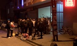 Küçükçekmece'de Çay Ocağına Patlayıcı Atıldı