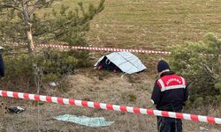 Otomobil Kazasında Yolcu Hayatını Kaybetti, Sürücü Yaralandı