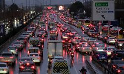 İstanbul'da Trafik Yoğunluğu Artıyor