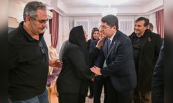 Bakan Tunç, Yangında Oğullarını Kaybeden Gençbay Ailesini Ziyaret Etti