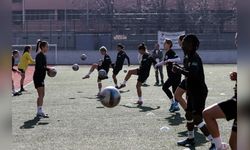 Gaziantep Kadın Futbol Takımı, Beşiktaş ile Karşılaşmaya Hazır