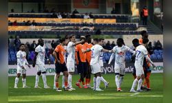 Başakşehir, Çaykur Rizespor'u 2-0 Mağlup Etti