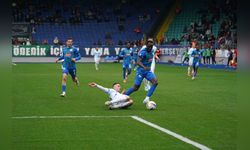 Çaykur Rizespor, Adana Demirspor'u İlk Yarıda Geçti