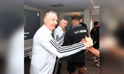 Beşiktaş'ta Başkan Adalı ve Teknik Direktör Solskjaer'dan Önemli Toplantı