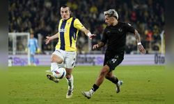 Fenerbahçe, Hatayspor'u İlk Yarıda Geçti