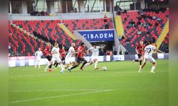 Trendyol Süper Lig'de Gaziantep FK ve Bodrum FK Beraberlik Mücadelesi Veriyor