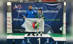 Aras İkra Yalçın, Badminton'da İki Altın Madalya Kazandı