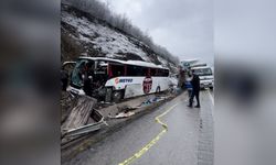 Samsun'da Feci Kaza: Yolcu Otobüsü Kamyona Çarptı