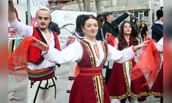 Edirne'de Coşkulu Balkan Halk Oyunları Festivali Gerçekleşti