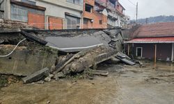 Sokak Çökmesi, İstinat Duvarının Yıkılmasıyla Başladı