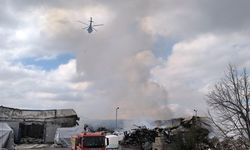 Afyon'daki Orman Ürünleri Fabrikasında Yangınla Mücadele Devam Ediyor