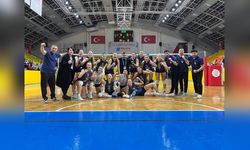 KZY Voleybol Takımı Yarı Finale Yükseldi