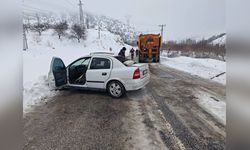 Malatya'da Trafik Kazası: Tuzlama Kamyonuna Çarpan Otomobilde Bir Kişi Hayatını Kaybetti