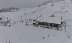 Keltepe Kayak Merkezi'nde Hafta Sonu Kalabalığı