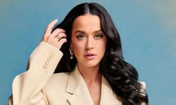 Katy Perry Uzaya Seyahat Edecek