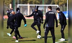 Beşiktaş, Antalyaspor ile karşılaşma öncesi son antrenmanını gerçekleştirdi