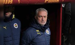 Mourinho'nun Fenerbahçe ile Derbi Kayıpları Devam Ediyor