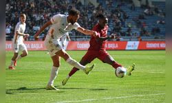Antalyaspor, Hatayspor'u İlk Yarıda Geçti