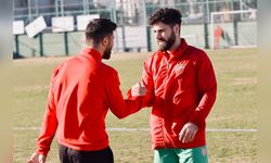 Karşıyaka'da Transfer Gelişmeleri: Enes Takıma Dönüyor, Hakan İse Reddedildi