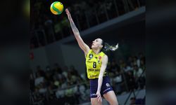 VakıfBank, Fenerbahçe Medicana'yı Altın Setle Geçti