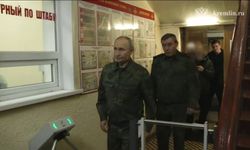 Putin, Askeri Üniforma ile Kursk'u Ziyaret Etti