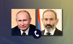 Putin ve Paşinyan Barış Anlaşması Üzerine Görüşme Gerçekleştirdi