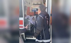 Ambulans İçinde Kaçak Göçmen Ele Geçirildi