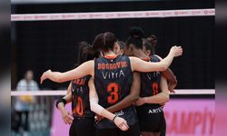 VakıfBank, Eczacıbaşı'nı 3-0 Mağlup Etti