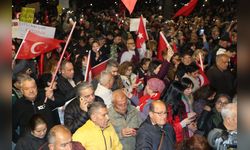 Ekrem İmamoğlu İçin Adana'da Destek Yürüyüşü Düzenlendi