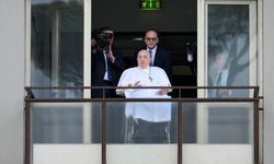 Papa Francis Hastaneden İlk Görüntülerini Paylaştı