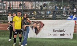 Futbolcu Şampiyonluk Maçında Evlilik Teklifi Yaptı